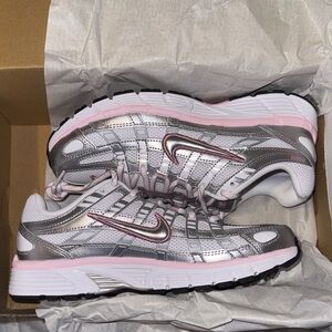 Nike P-6000 Women’s size 7.5